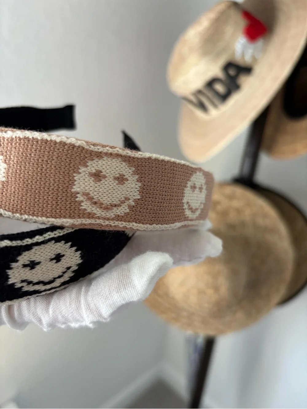 😊✨ 2 Smiley Face Knit Headbands Set Black Pink Cute Y2K Preppy NWT